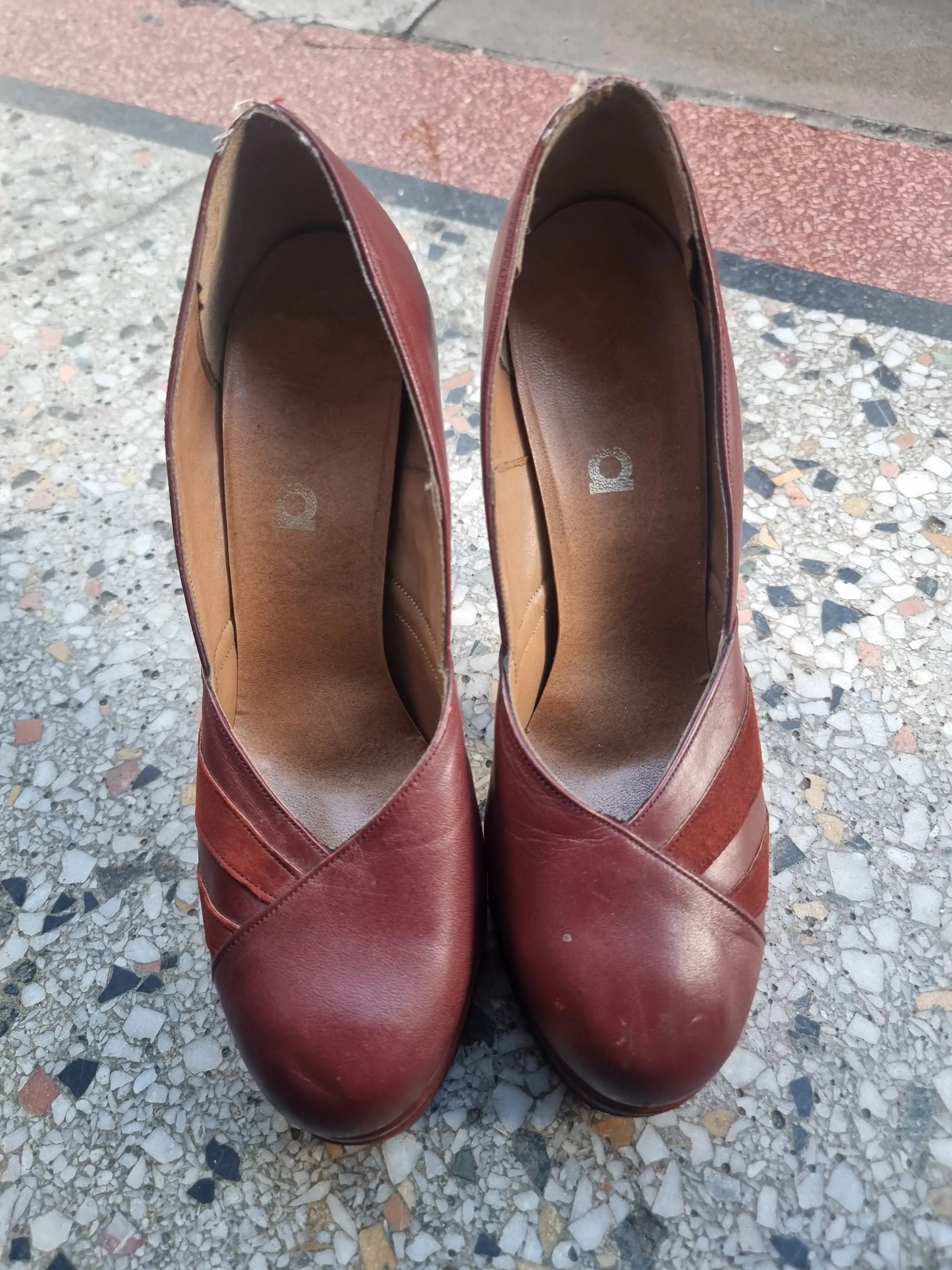 1970s Sacha Vintage Platforms - 5.5