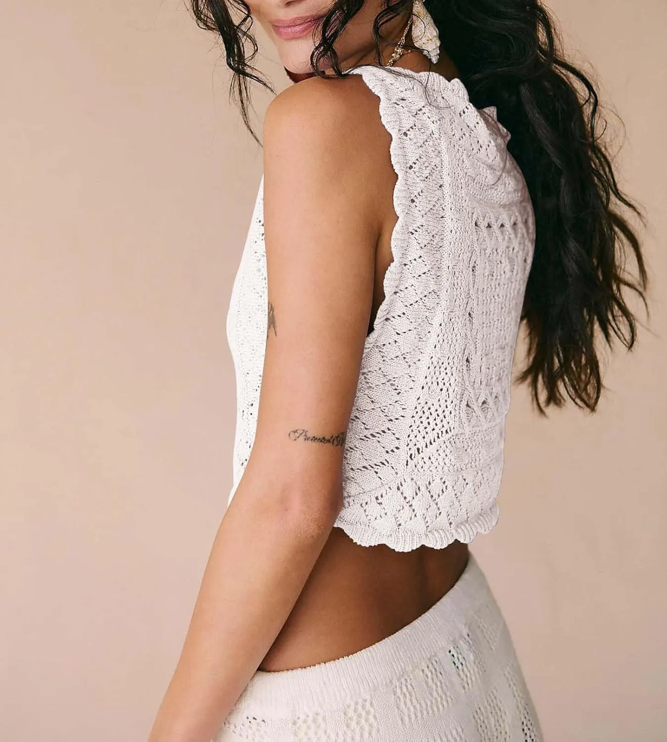 Amiblvowa Knit Vest Top Women Y2k Sexy Summer Slim Fit Crewneck Tank Sleeveless Going Out Knitted Cropped Crochet Sweater