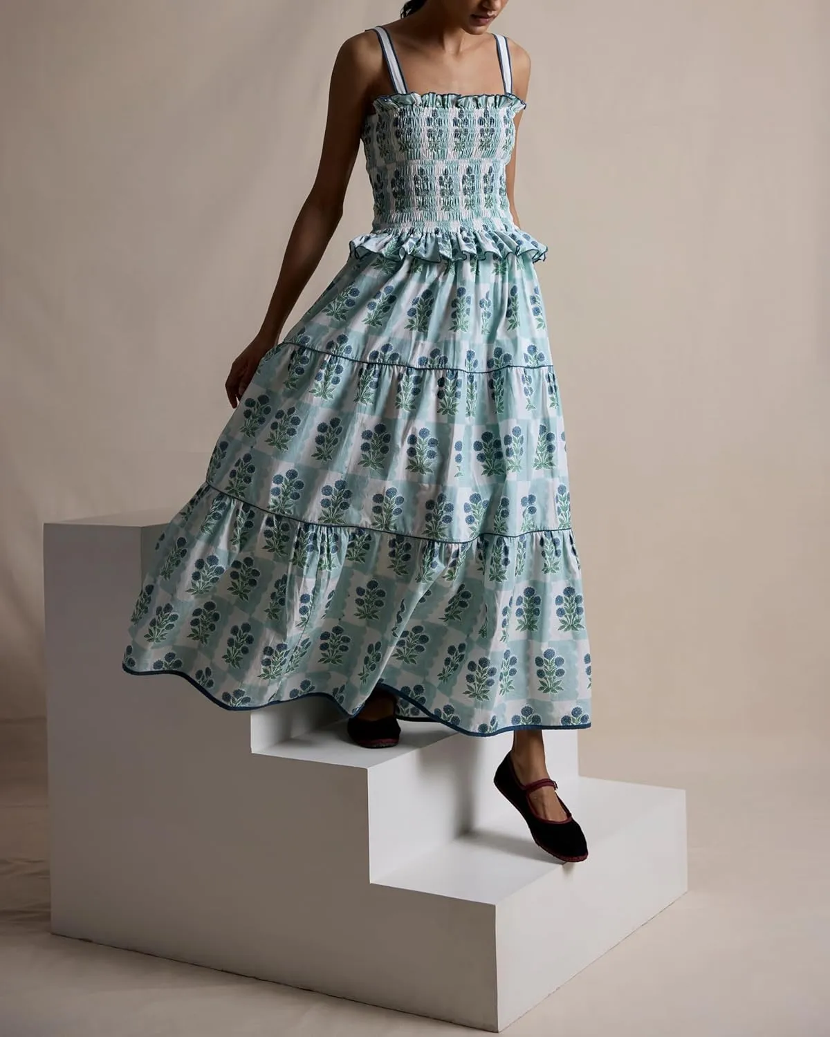 Bohemian Smocked Maxi Dresses for Women Summer Spaghetti Strap Floral Print Sundress Ruffle Color Block Tiered Dress