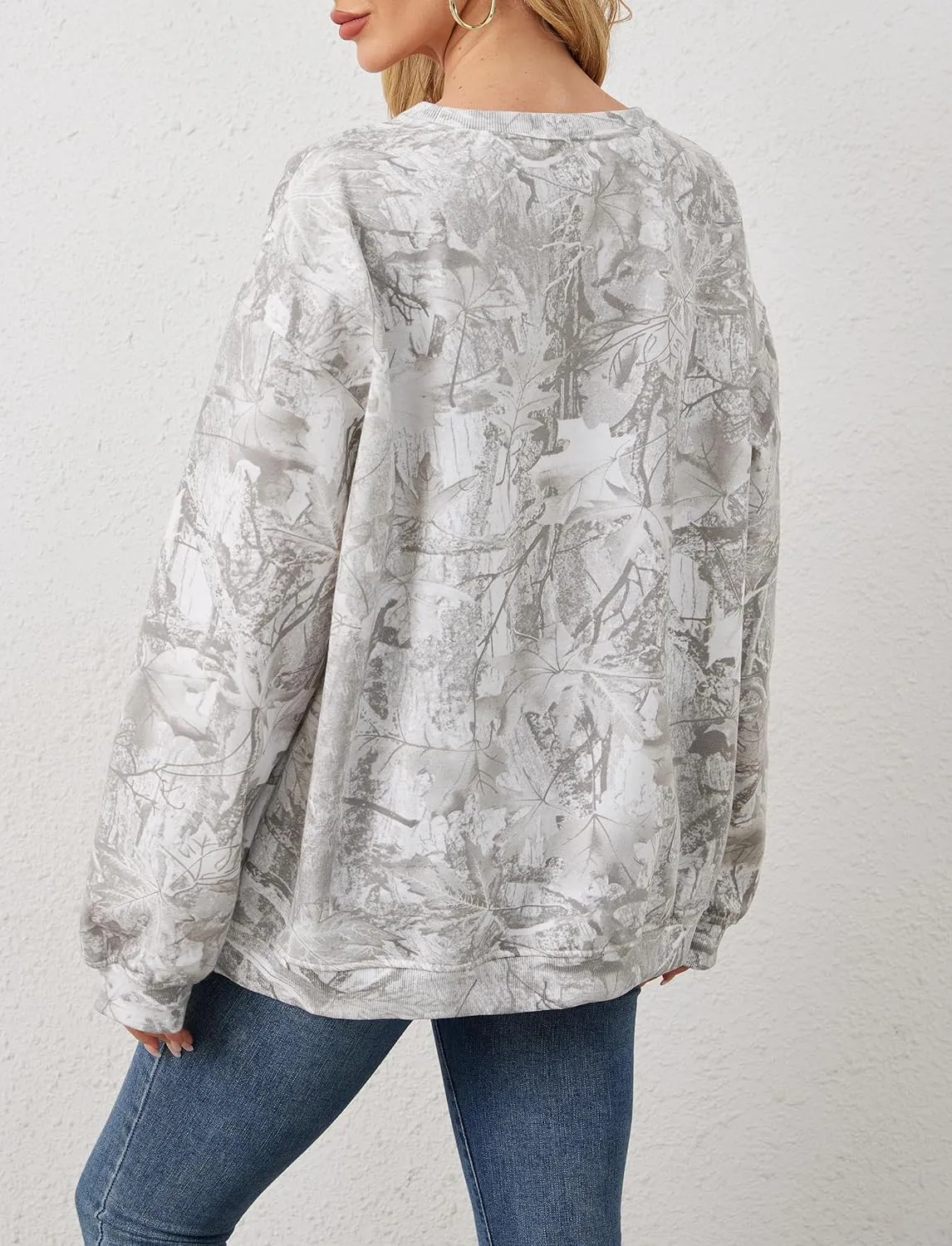 Camo Sweatshirt for Women Mens Oversized Fleece Camouflage Maple Leaf Crewnecks Pullover Tops Hunting Hoodies