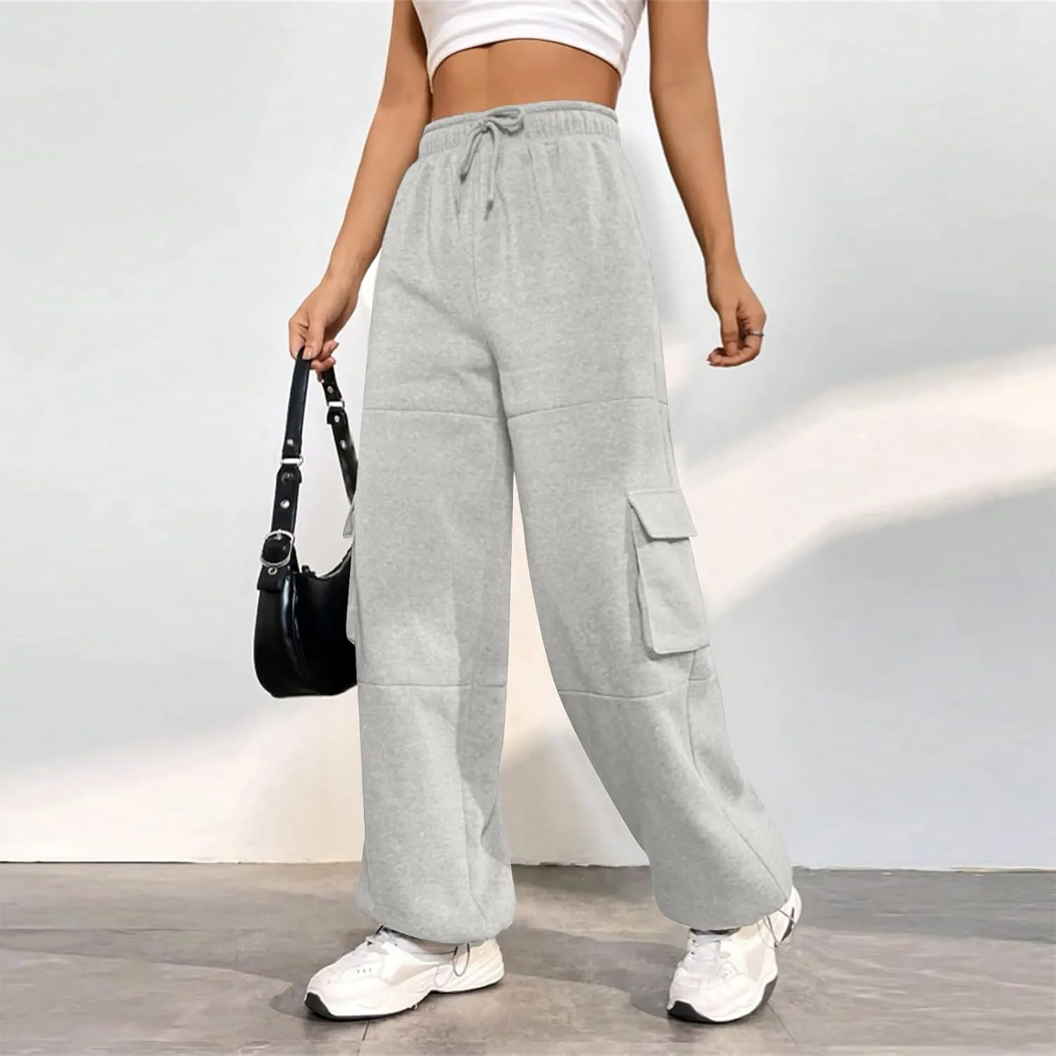 Cargo Sweatpants for Women Fleece Lined Cute Y2k Baggy Sweatpants Casual Drawstring High Waisted Joggers with Pockets