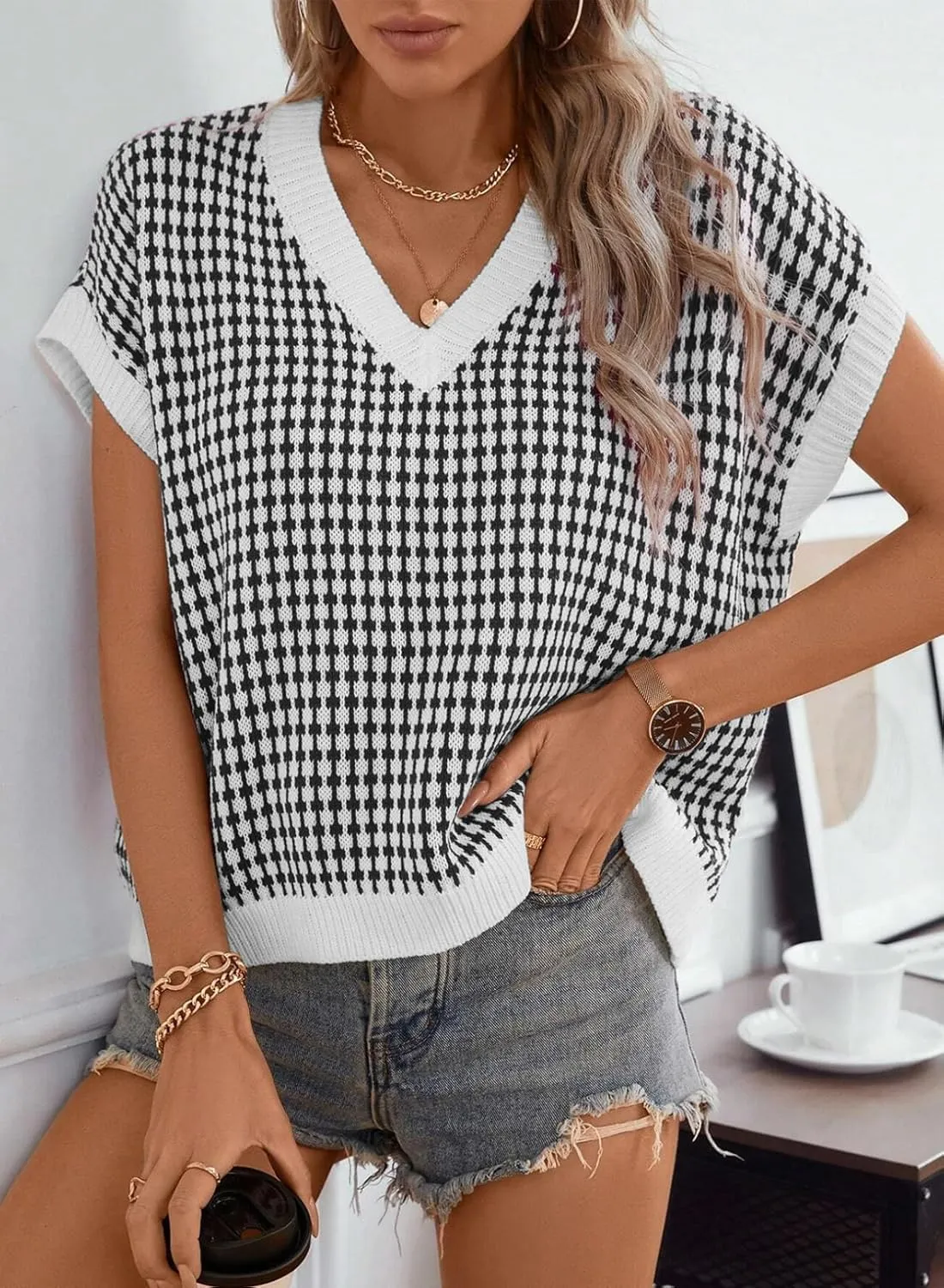 Dokotoo Womens Casual Summer Tops V Neck Short Sleeve Plaid Knit Vest Loose Fit Pullover Sweaters Blouses