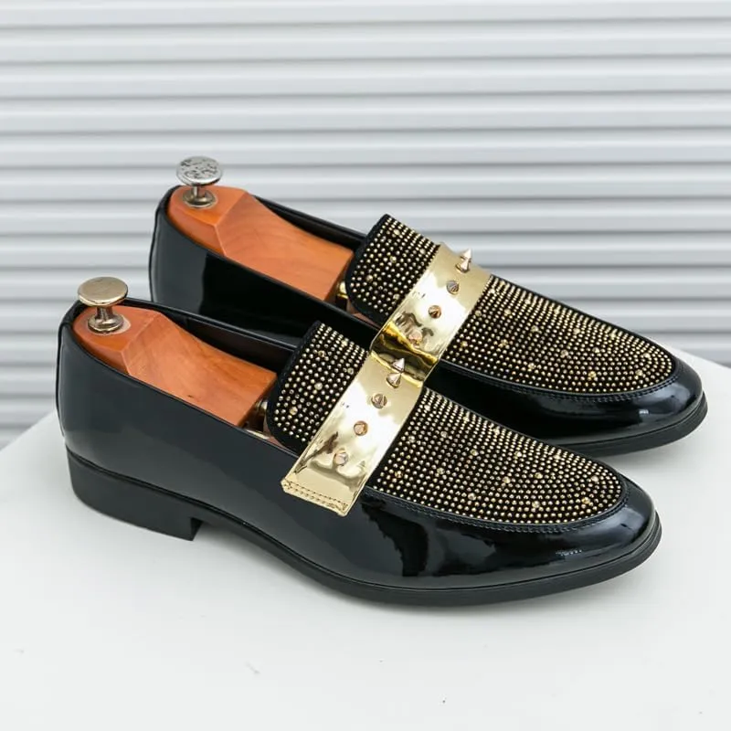 Luxury Leather Shoes Men Wedding Dress Shoes Designer Rivet Loafers Driving Shoes British Formal Oxford Men Handmade Casual Shoes for Party Shoes Flat Big Size 38-47