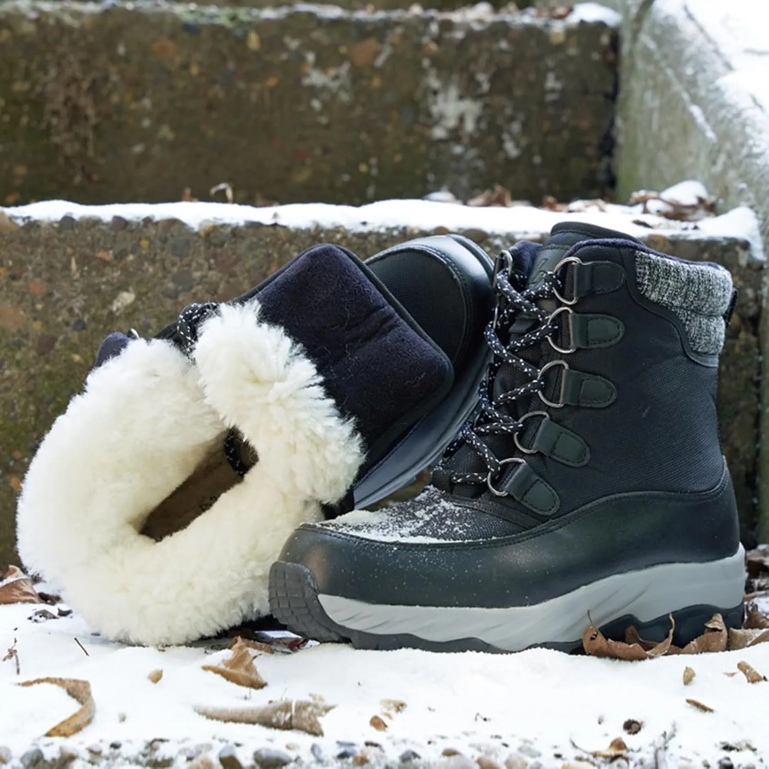 Mens Winter Boots, Leather and Fur Integrated Snow Boots Winter Warm Waterproof High Top Cotton Shoes Anti-Slip Short Boots, Outdoor Cold-Proof Boots