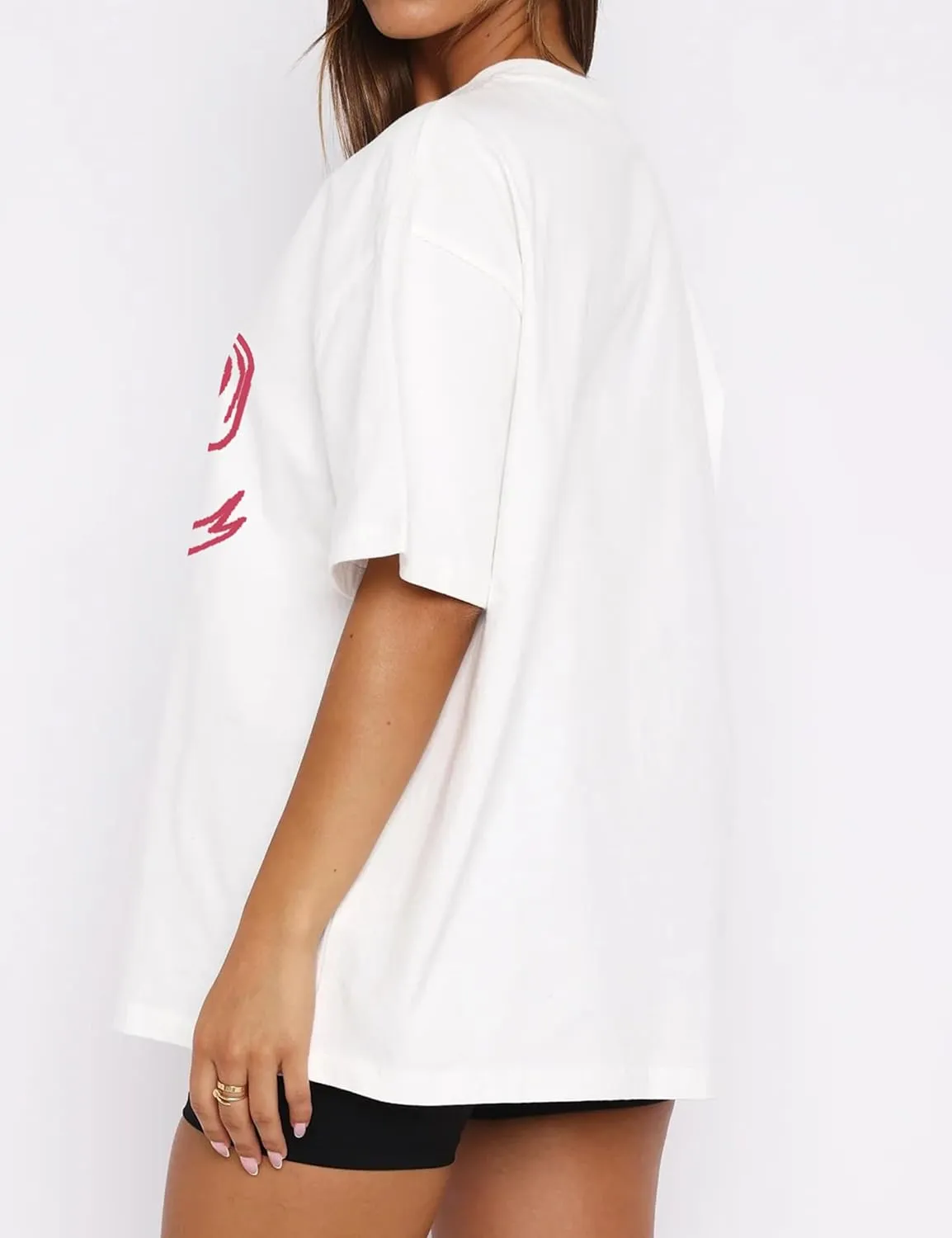 MISSACTIVER Women’s Oversized Bow Graphic T-Shirt Drop Shoulder Short Sleeve Graphics Tee Shirt Casual Outfit Going Out Top