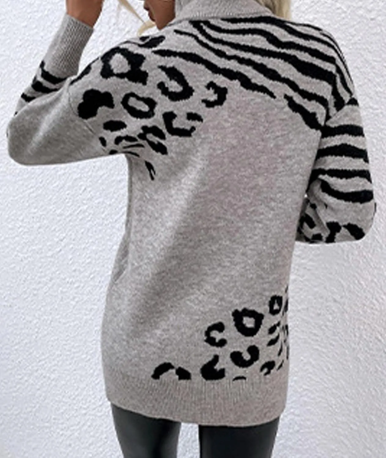 SOMTHRON Women's Turtleneck Leopard Print Sweater Oversized Chunky Knitted Jumper Pullover Tops Casual Sweatshirts